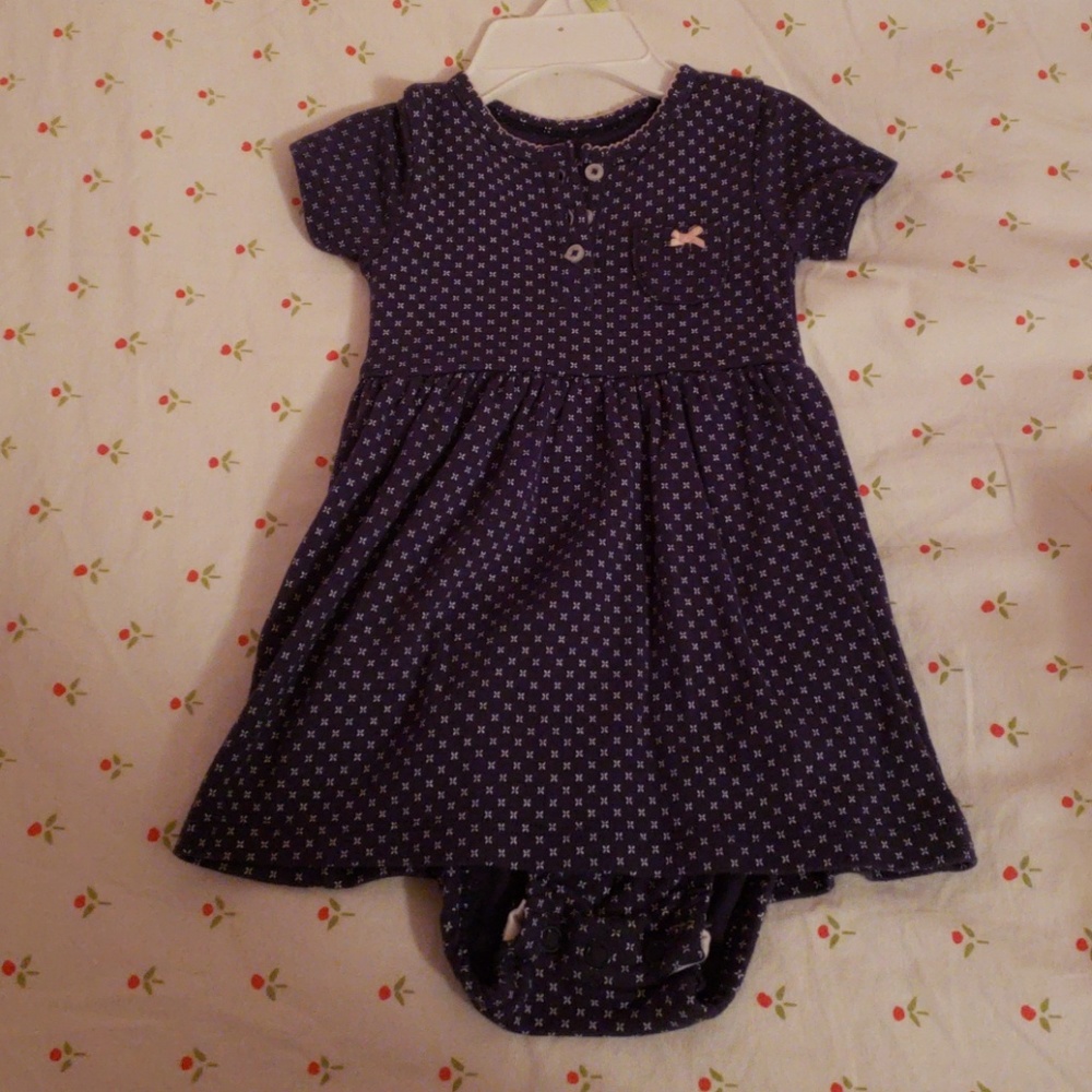 9 M onesie/dress